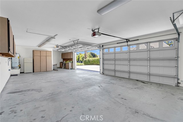 Detail Gallery Image 7 of 21 For 1507 Weston Way, Riverside,  CA 92506 - 4 Beds | 3 Baths
