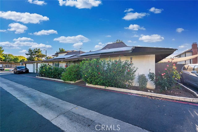 3225 Topaz Lane, Fullerton CA: https://media.crmls.org/medias/f2cdf9ca-c0a3-46cf-be8b-1a46717e36a8.jpg