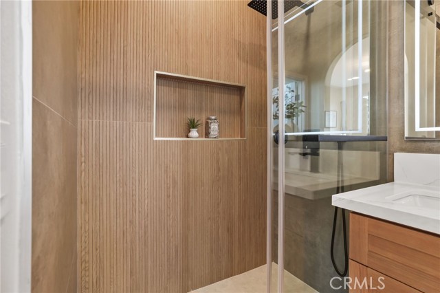 Detail Gallery Image 30 of 59 For 302 Tall Oak, Irvine,  CA 92603 - 3 Beds | 3/1 Baths