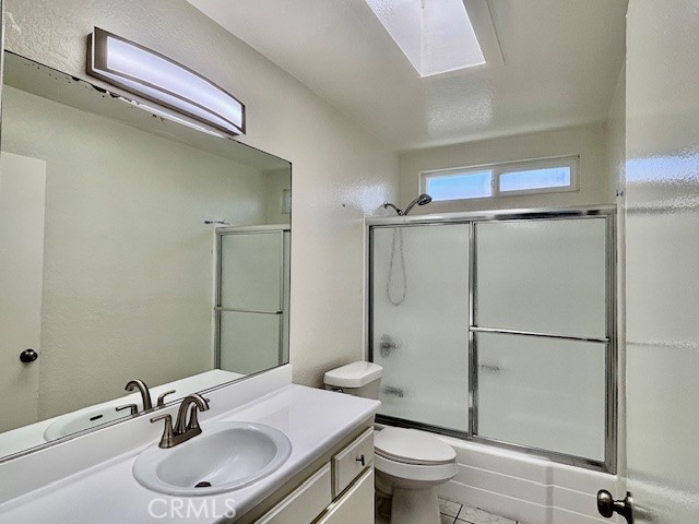 Detail Gallery Image 8 of 35 For 17171 Elm #B,  Huntington Beach,  CA 92647 - 2 Beds | 1 Baths