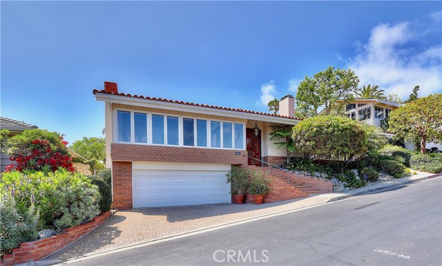Detail Gallery Image 27 of 28 For 906 Emerald Bay, Laguna Beach,  CA 92651 - 4 Beds | 2/1 Baths