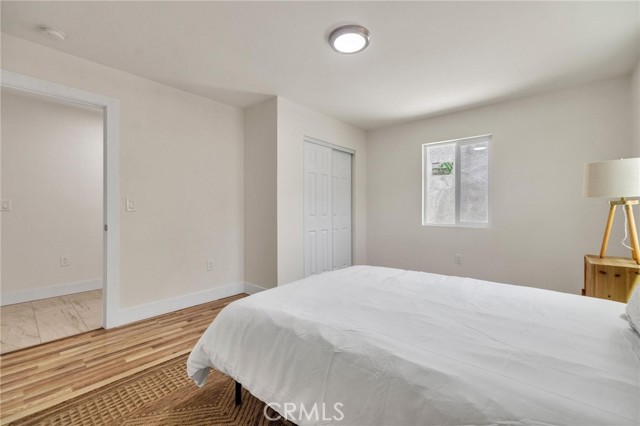 123 W 56th Street, Los Angeles CA: https://media.crmls.org/medias/f2cfe222-aec3-41e2-acfb-46dcd691c070.jpg