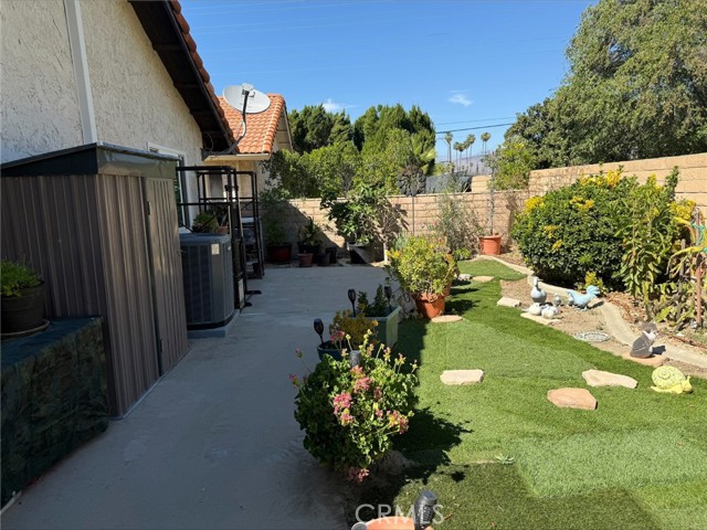 Detail Gallery Image 13 of 15 For 1114 Bottle Tree, Hemet,  CA 92545 - 3 Beds | 2 Baths