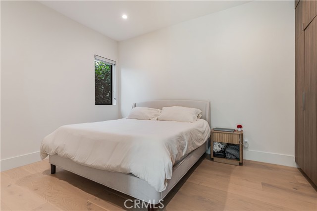 Detail Gallery Image 36 of 46 For 5075 Enfield, Encino,  CA 91316 - 4 Beds | 5 Baths