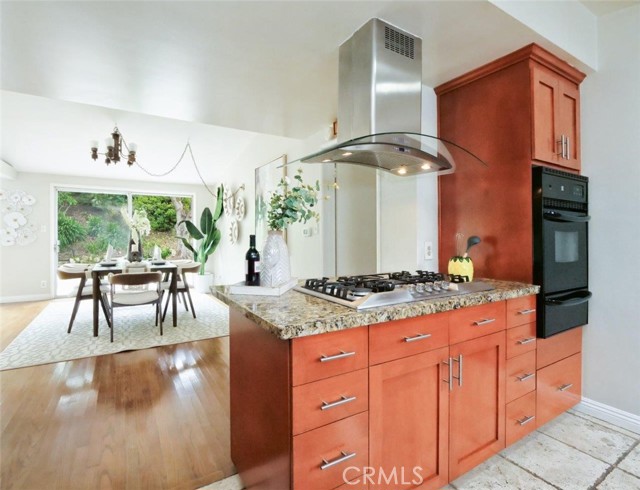 Kitchen to dining