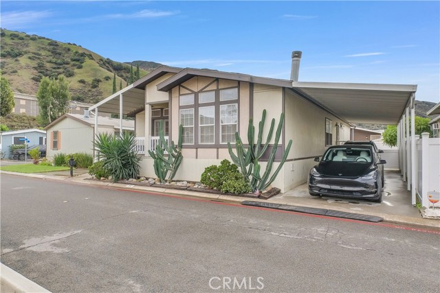 Detail Gallery Image 3 of 39 For 4901 Green River Rd #102,  Corona,  CA 92878 - 4 Beds | 2 Baths