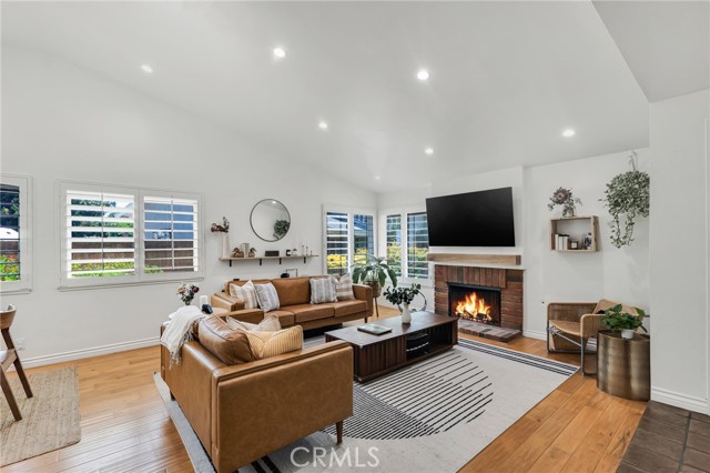 7612 Vicky Avenue, West Hills CA: https://media.crmls.org/medias/f2d36a2b-060a-4d06-b97b-d2346d5ea735.jpg
