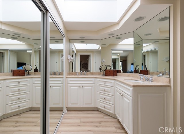 Detail Gallery Image 16 of 28 For Address Is Not Disclosed, Newport Beach,  CA 92660 - 3 Beds | 2/1 Baths