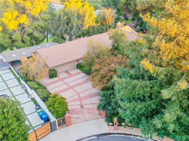 Detail Gallery Image 2 of 14 For 19500 Tribune, Porter Ranch,  CA 91326 - 4 Beds | 4 Baths