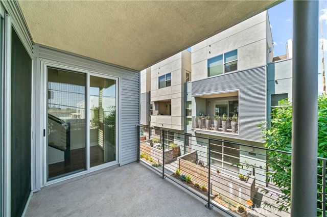 Detail Gallery Image 22 of 39 For 1533 Sullivan Ave, Costa Mesa,  CA 92627 - 2 Beds | 3/1 Baths
