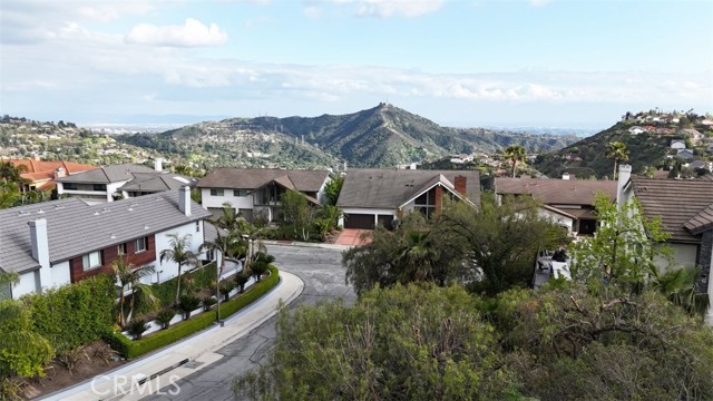 2315 Paseo De Cima, Glendale CA: https://media.crmls.org/medias/f2d54512-41ac-4bfc-9776-d3b09f2b1d66.jpg