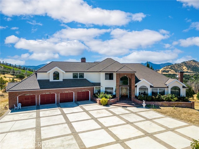 Detail Gallery Image 1 of 53 For 2511 State Highway 53, Clearlake,  CA 95422 - 4 Beds | 6 Baths