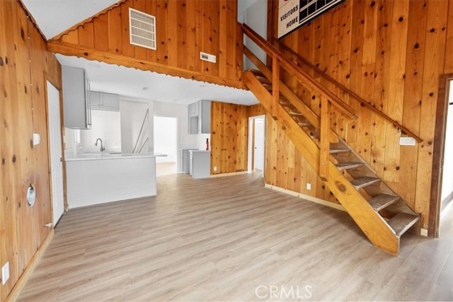 Detail Gallery Image 5 of 20 For 345 W Fairway Bld, Big Bear City,  CA 92314 - 2 Beds | 1 Baths