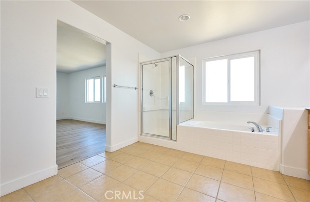 5 Bed Home for Sale in Victorville, California