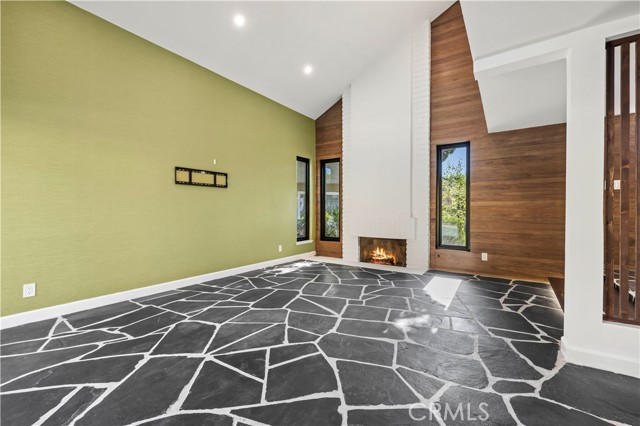 22526 Napa St, West Hills CA: https://media.crmls.org/medias/f2d6ac84-4e2a-44ac-bad5-36a9306fffd8.jpg