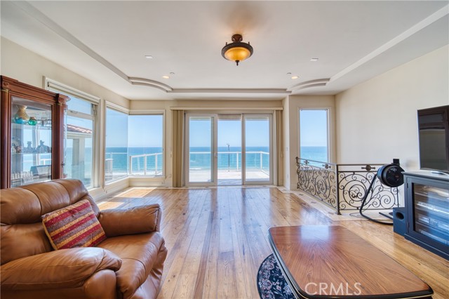 814 Esplanade, Redondo Beach, California 90277, 3 Bedrooms Bedrooms, ,2 BathroomsBathrooms,Residential,For Sale,Esplanade,SB26081138 814 Esplanade, Redondo Beach, California 90277, 3 Bedrooms Bedrooms, ,2 BathroomsBathrooms,Residential,For Sale,Esplanade,SB26081138