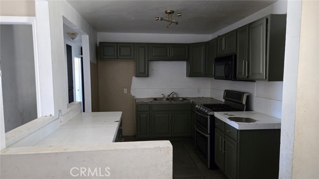 Detail Gallery Image 4 of 19 For 129 E 11th St., Perris,  CA 92570 - 3 Beds | 1 Baths