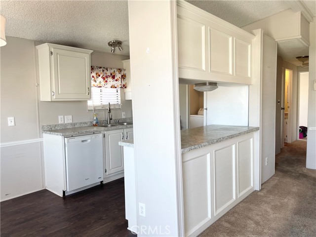 Detail Gallery Image 5 of 20 For 42751 E Florida #32,  Hemet,  CA 92544 - 2 Beds | 2 Baths