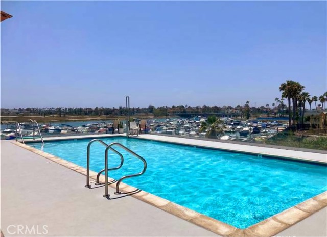 Detail Gallery Image 44 of 56 For 6220 E Sea Breeze Dr #77,  Long Beach,  CA 90803 - 2 Beds | 1 Baths