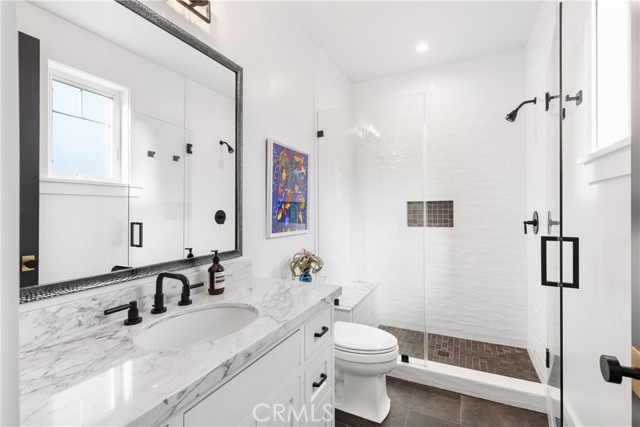4164 Sunnyslope Avenue, Sherman Oaks CA: https://media.crmls.org/medias/f2dc0d02-e7a9-452e-b0cb-131a3418d153.jpg