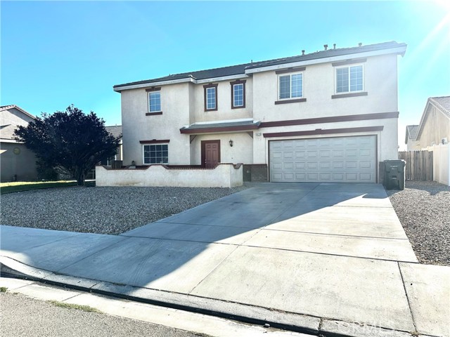 Detail Gallery Image 2 of 23 For 14711 Hondo Dr, Victorville,  CA 92394 - 4 Beds | 2/1 Baths