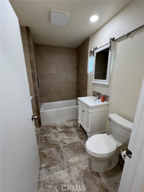4678 W 132nd Street, Hawthorne CA: https://media.crmls.org/medias/f2df06f7-dd9a-4f47-95cb-9c2c20b656a0.jpg