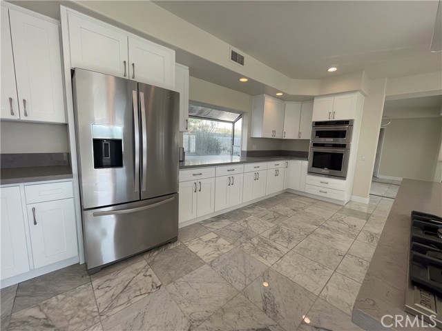 Detail Gallery Image 31 of 67 For 6492 Fairlynn Blvd, Yorba Linda,  CA 92886 - 5 Beds | 4 Baths