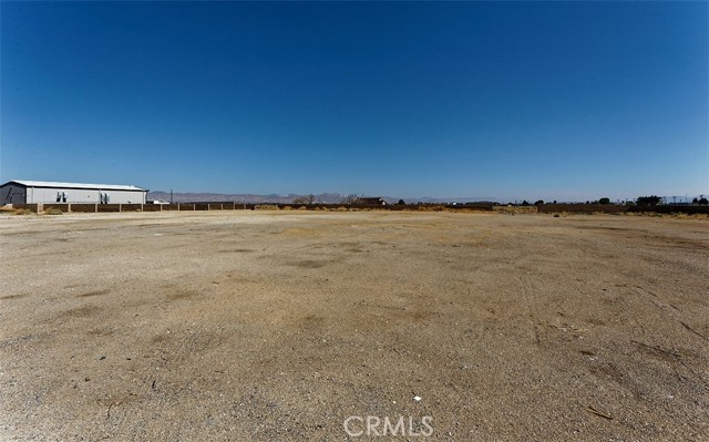 19901 Neuralia Rd, California City, California 93505, ,Commercial Lease,For Rent,19901 Neuralia Rd,CRHD24143430