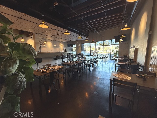 71800 Highway 111, Rancho Mirage CA: https://media.crmls.org/medias/f2e05e8e-628b-4a22-9757-a0444f1310cb.jpg