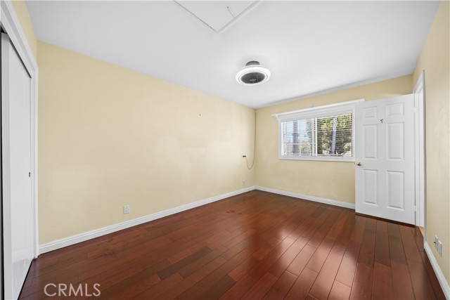 213 E Borromeo Avenue, Placentia CA: https://media.crmls.org/medias/f2e060cf-951c-4650-ade6-a7b8fe87e759.jpg