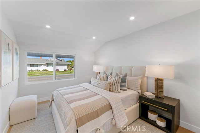 Detail Gallery Image 28 of 57 For 913 Junipero, Costa Mesa,  CA 92626 - 4 Beds | 2 Baths
