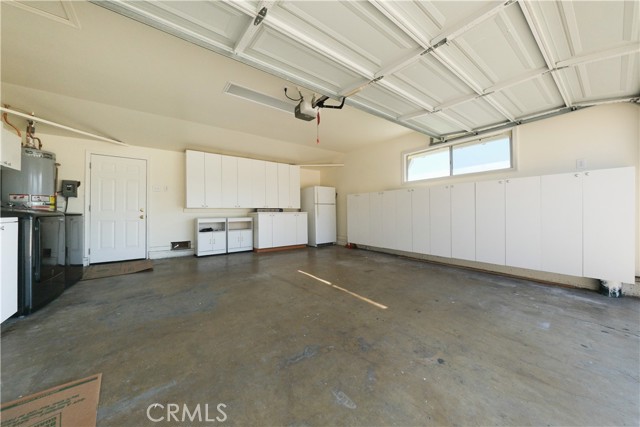 419 W Martinshire, Carson CA: https://media.crmls.org/medias/f2e1379c-2f10-463e-b06b-f4acf50d1a68.jpg