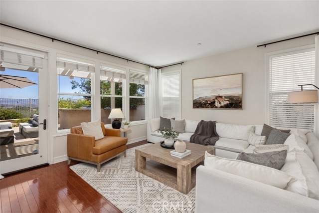 Detail Gallery Image 5 of 25 For 4 Calle Anacapa, San Clemente,  CA 92673 - 5 Beds | 3/1 Baths