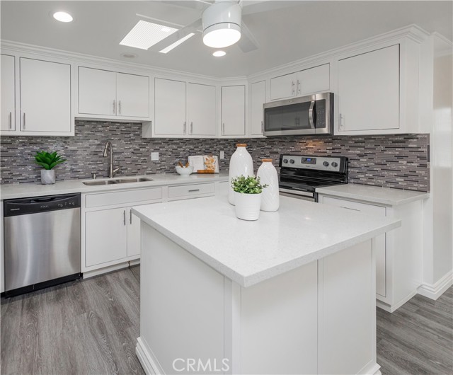 Detail Gallery Image 5 of 21 For 13280 St. Andrews 256-a,  Seal Beach,  CA 90740 - 2 Beds | 1 Baths