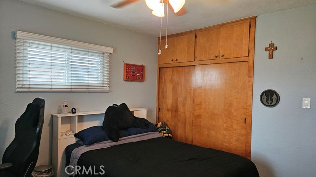 Detail Gallery Image 17 of 29 For 902 W Yale St, Ontario,  CA 91762 - 4 Beds | 1/1 Baths