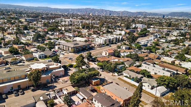 Detail Gallery Image 32 of 34 For 2820 S La Brea Ave, Los Angeles,  CA 90016 - 3 Beds | 2 Baths