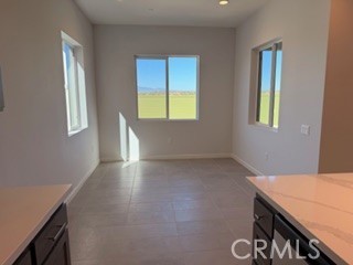 6318 Rainy Pass, Hesperia CA: https://media.crmls.org/medias/f2e21657-600b-45d8-b8a2-6e1e06d63ca5.jpg