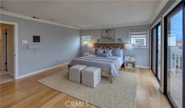 917 Pacific Avenue, Manhattan Beach, California 90266, 5 Bedrooms Bedrooms, ,3 BathroomsBathrooms,Residential,Sold,Pacific Avenue,SB23149097