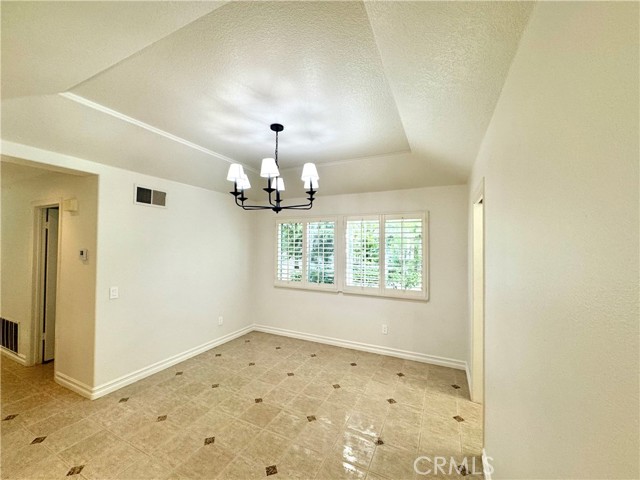 11 Somerset, Trabuco Canyon CA: https://media.crmls.org/medias/f2e2c4d8-7c47-40ba-b754-0a77cba49575.jpg