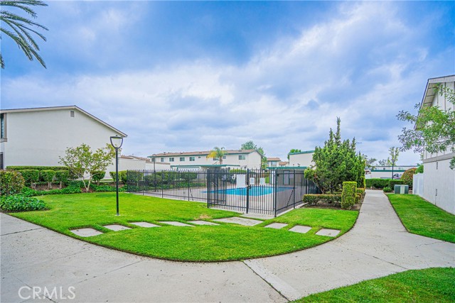 8172 Ferguson Green, Buena Park CA: https://media.crmls.org/medias/f2e2da3f-35dc-42f9-b72f-cb2e39cf064f.jpg