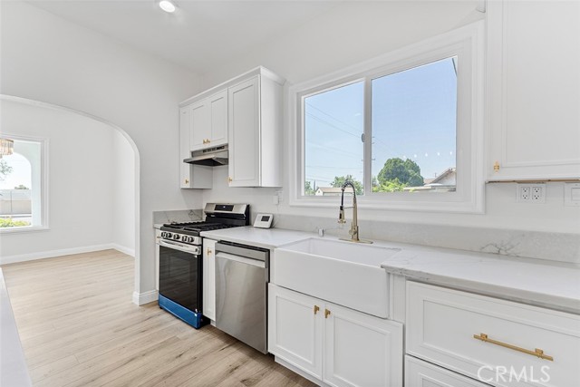 12887 Mount Vernon Avenue, Grand Terrace CA: https://media.crmls.org/medias/f2e32496-079b-4ca5-bbfe-e0d6c8f291fb.jpg
