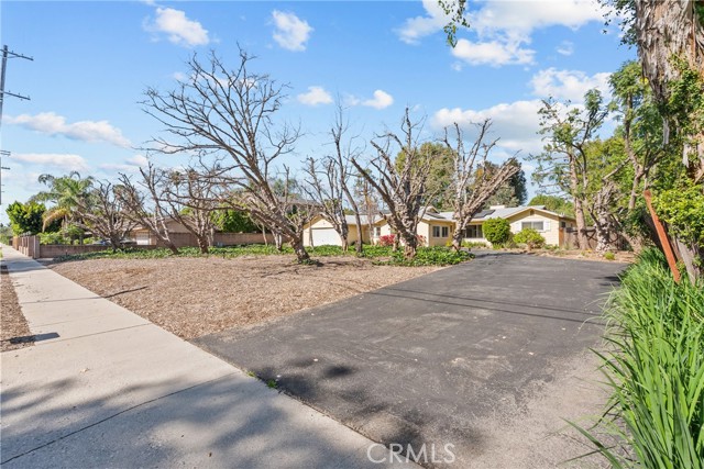 Detail Gallery Image 45 of 52 For 17917 Chase, Northridge,  CA 91325 - 3 Beds | 2/1 Baths