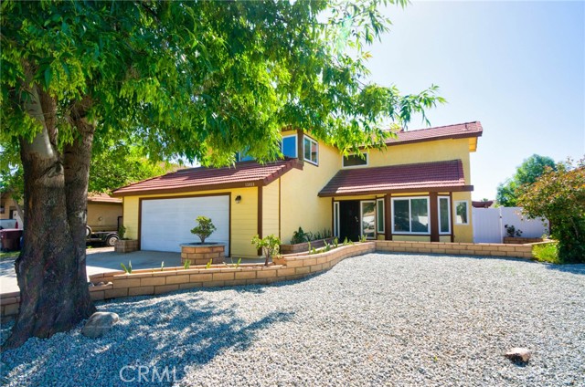 Detail Gallery Image 4 of 50 For 13855 Calada Dr, Moreno Valley,  CA 92553 - 4 Beds | 2 Baths