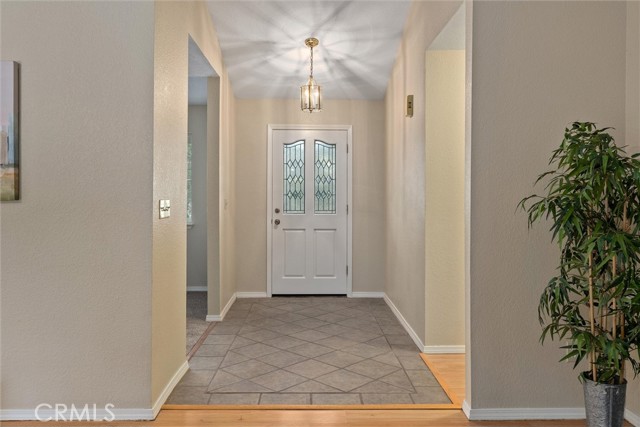 Detail Gallery Image 10 of 70 For 4882 Chateau Way, Forest Ranch,  CA 95942 - 3 Beds | 2 Baths