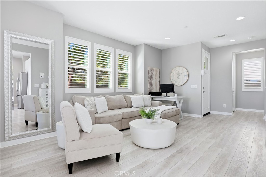 MLS #OC25269720 image #7