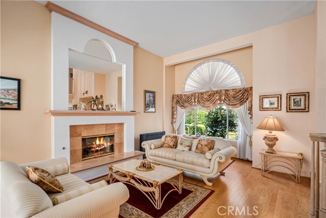 28852 Woodside Drive, Saugus CA: https://media.crmls.org/medias/f2e3da65-01e4-429b-81aa-55b03d3ad53b.jpg