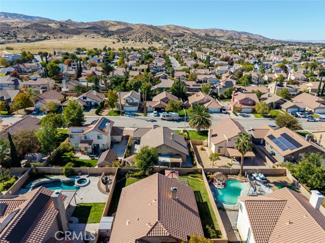 Detail Gallery Image 5 of 42 For 39764 Milan Dr, Palmdale,  CA 93551 - 4 Beds | 2 Baths