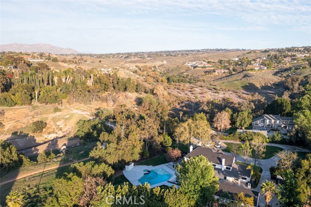 F2e40238 1f15 40b9 B331 Dee67f10d170