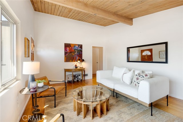 Detail Gallery Image 5 of 28 For 3117 Harmony Pl, La Crescenta,  CA 91214 - 3 Beds | 2 Baths