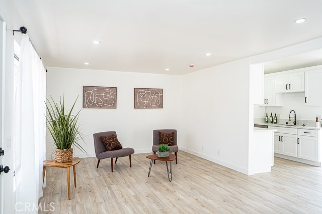Detail Gallery Image 16 of 30 For 1220 Cabrillo Park Dr #H,  Santa Ana,  CA 92701 - 1 Beds | 1 Baths